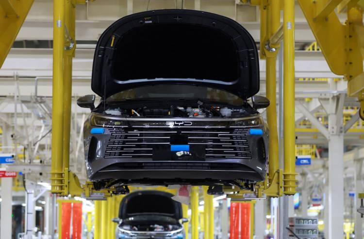 BYD'ye ağır darbe: Kara listeye aldılar