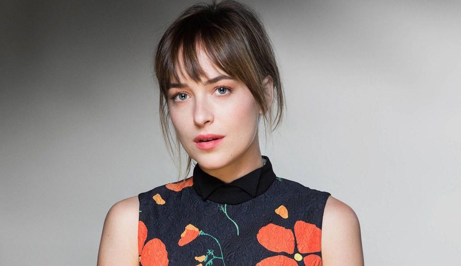 dakota_johnson_the_friend_setinde_panik_atak_krizi_gecirdim_1611301177_8258.jpg