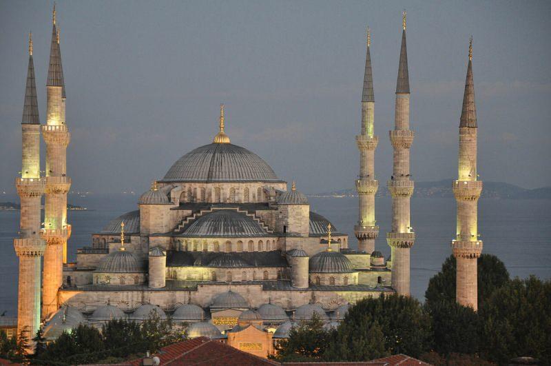 Ramazan ayı içerisinde gidebileceğiniz İstanbul'un en güzel camiileri