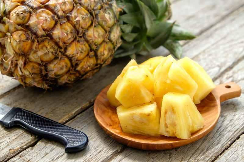 ananas içeriğinde doğal şeker barındırır