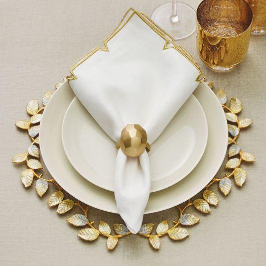 Gold yemek masası dekorasyonu