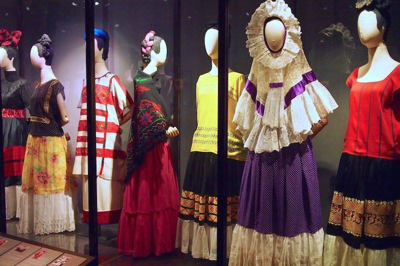 Frida Kahlo kıyafetleri
