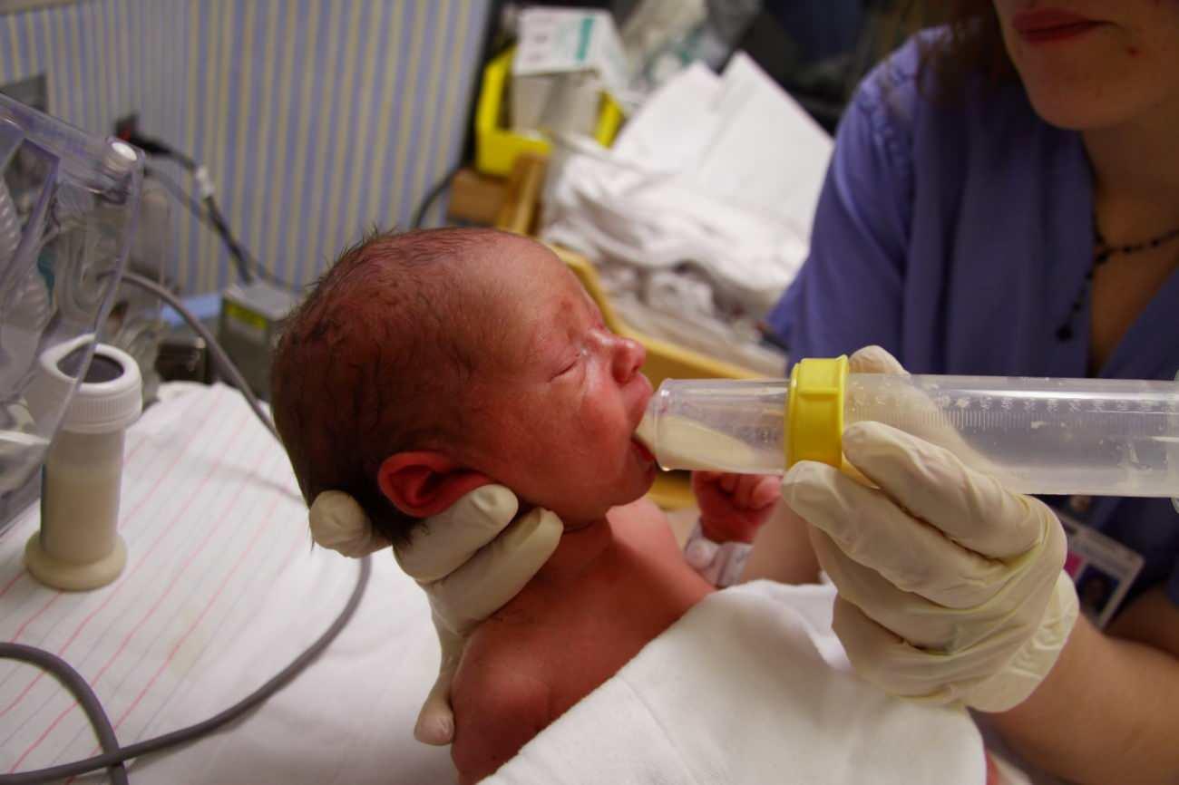 prematüre bebeklerin bakımı nasıl olmalı