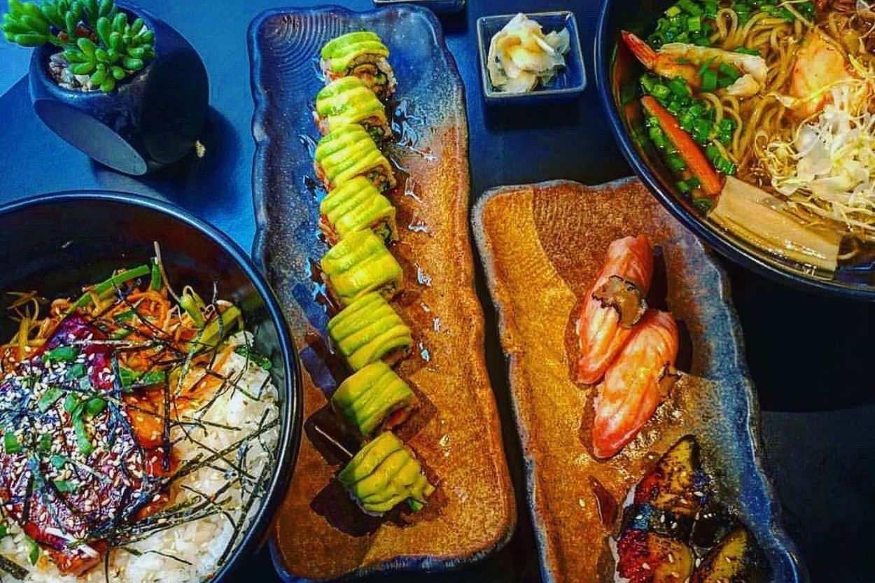 Tas ramen & sushi bar restoran
