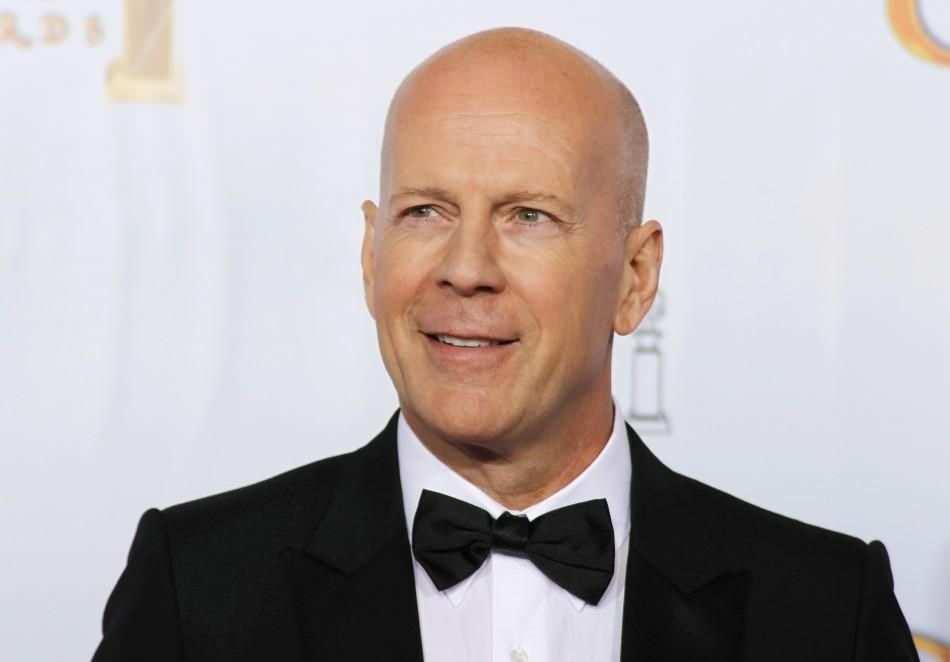 Afazi hastalığıyla gayret eden Bruce Willis'in demans hastalığına yakalandığı ortaya çıktı! 13
