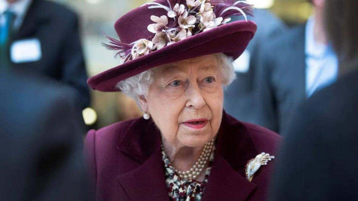 Kraliçe II. Elizabeth bulaşık makinesi deterjanı markası çıkardı