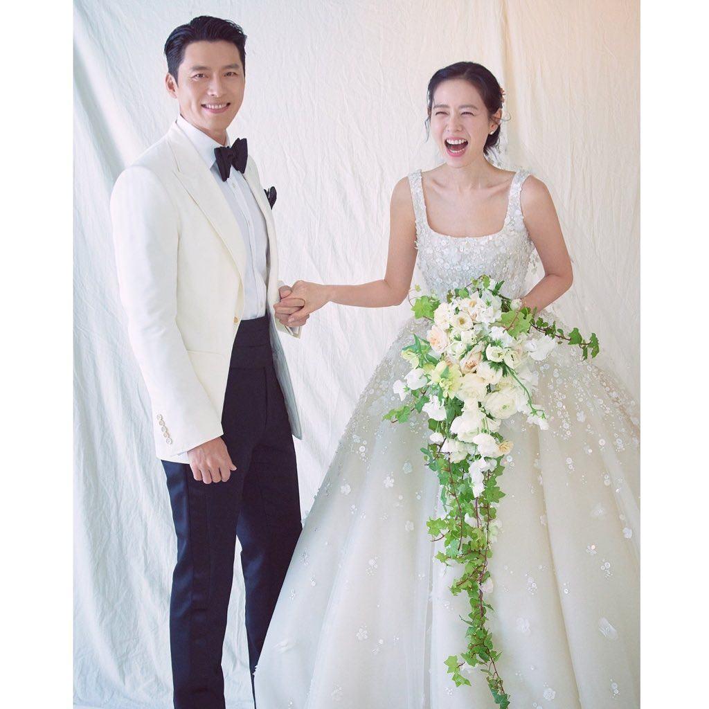 Milyon dolarlık düğünden ilk kareler geldi! Hyun Bin ve Son Ye Jin'in düğün detayları