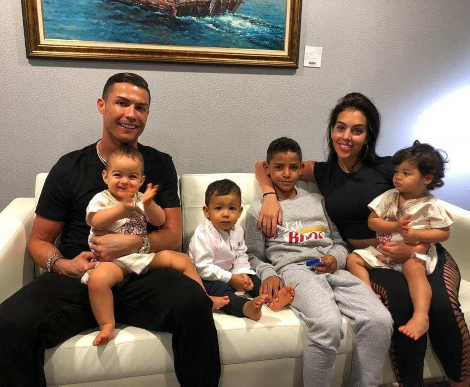 ronaldo ve ailesi