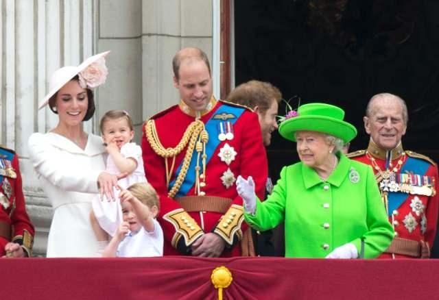 Prens William ve Kate Middleton Windsor Sarayına taşınacak