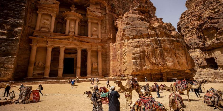 Dünyanın yeni harikası "gül şehri" Petra
