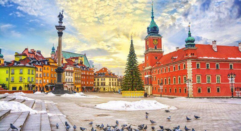 Varşova Eski Şehir Bölgesinden kareler