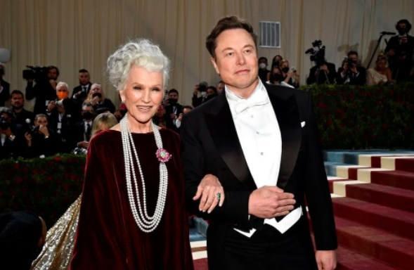 Maye Musk ve Elon Musk