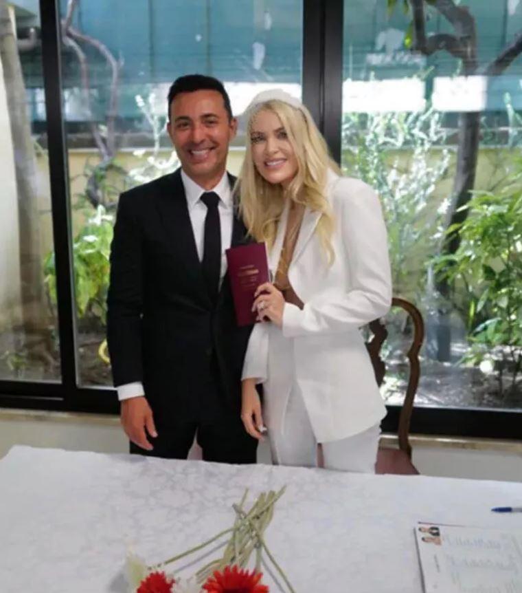 Mustafa Sandal ile Melis Sütşurup evlendi!