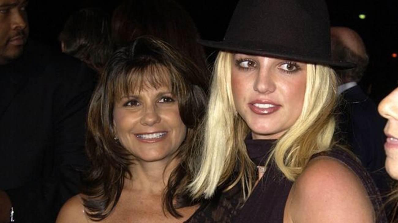 Britney Spears ve annesi Lynne Parnell