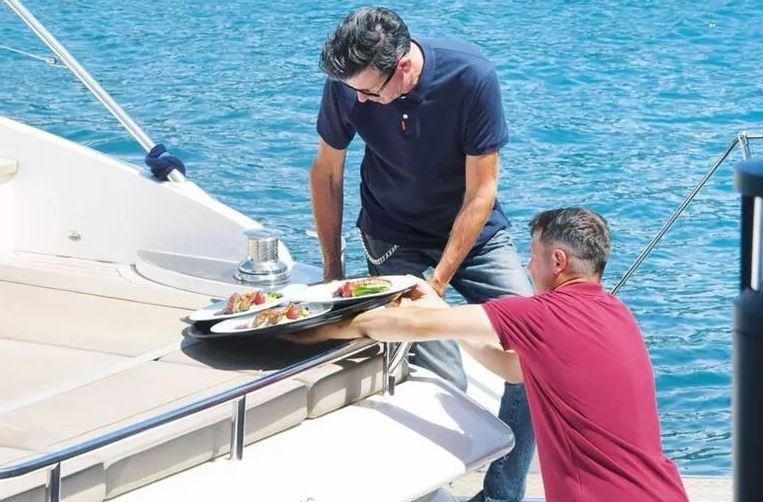 Robert De Niro Türk yemeklerini tattı