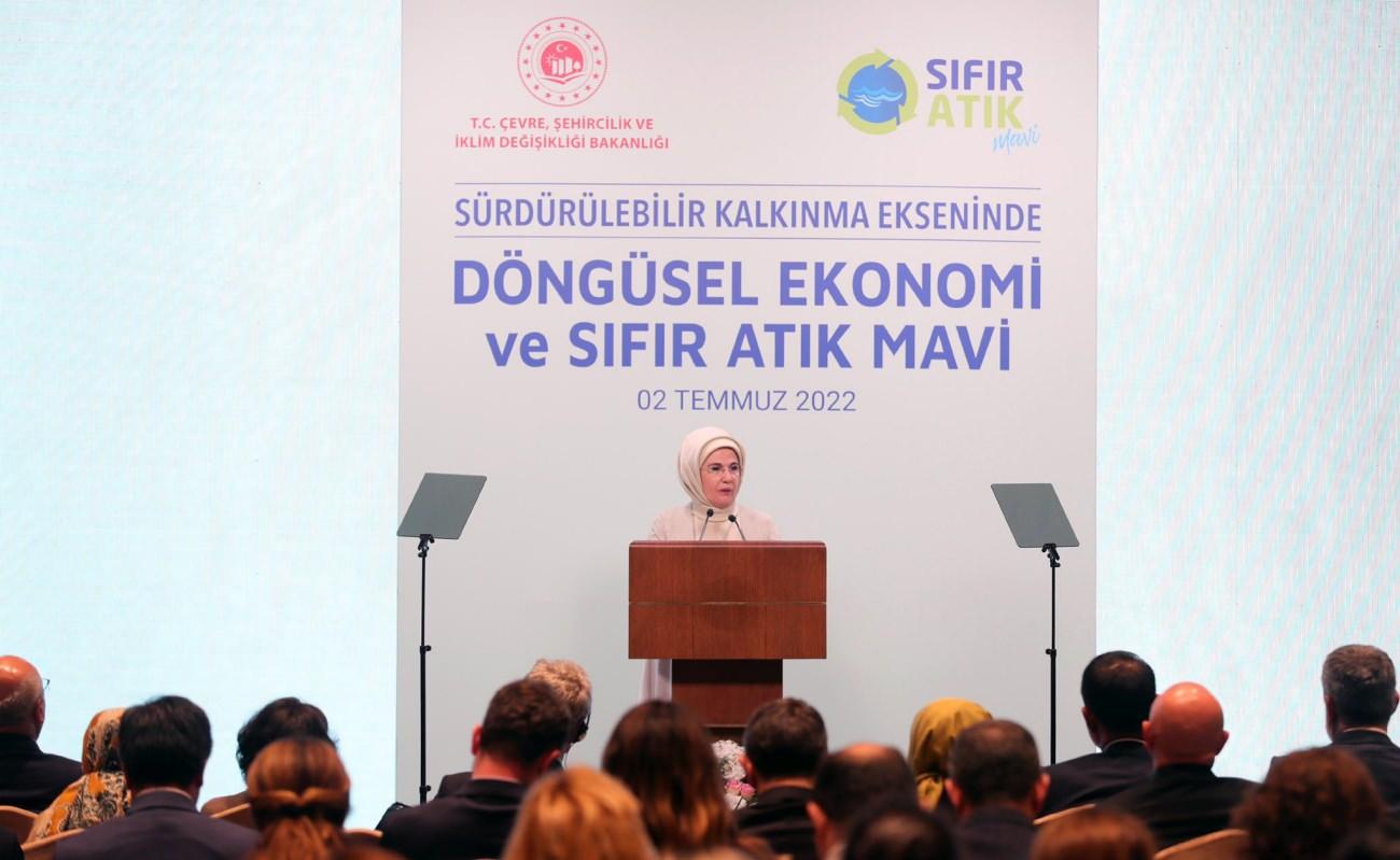 Emine Erdoğan Döngüsel Ekonomi ve Sıfır Atık Mavi programında konuşma yaptı