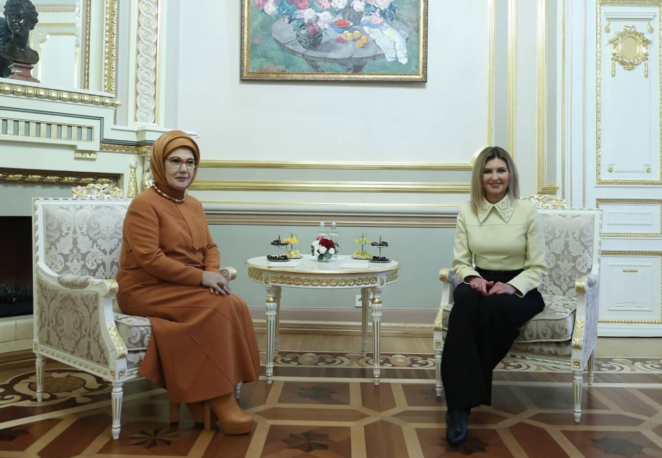 Emine Erdoğan ve Olena Zelenska