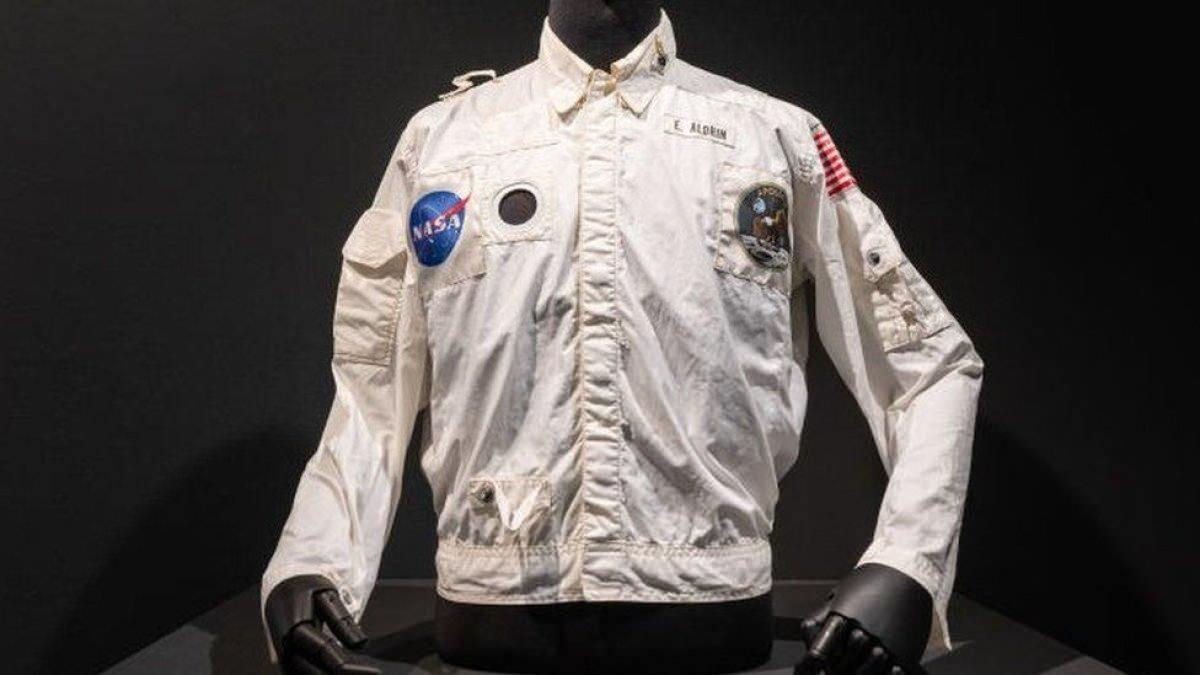 Buzz Aldrinin ceketi