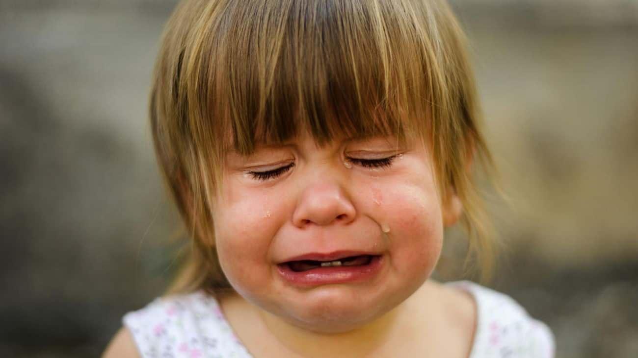 ağlayan çocuk