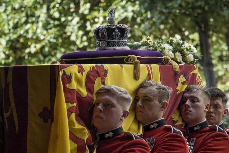 Kraliçe II. Elizabeth cenaze töreni