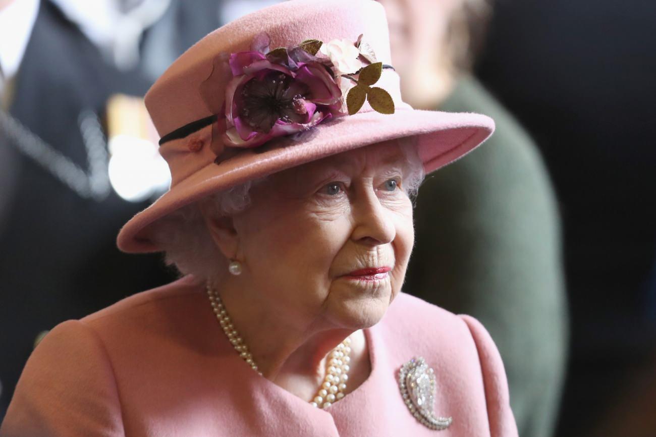 Kraliçe II Elizabeth ve Cemal Hünalın anısı herkesi şaşırttı