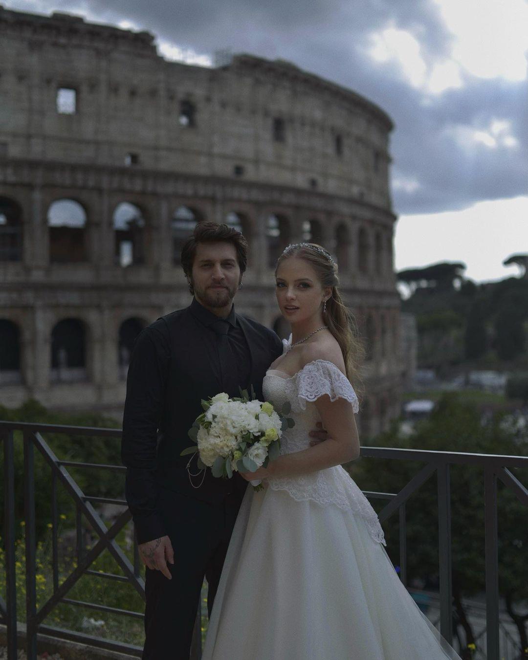 Ünlü çiftin nikahı Romada kıyıldı