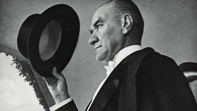 10 Kasım Atatürkü anma ve ulusal yas günü