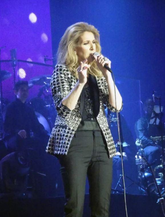 Celine Dion gösterileri iptal edildi