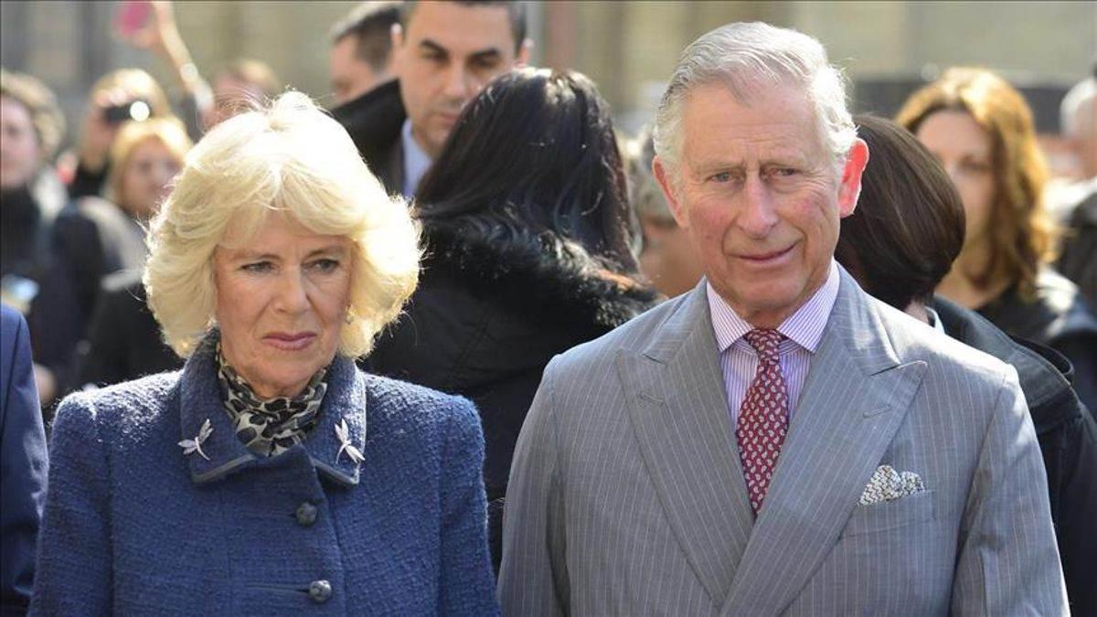 Kral III. Charles ve eşi Camilla 