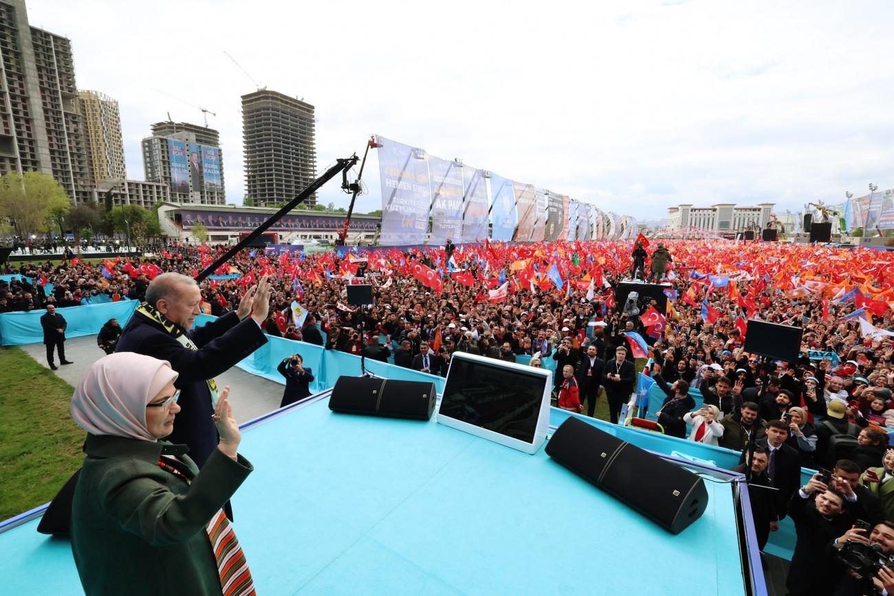 Emine Erdoğan AK Parti’nin Ankara mitinginden kareler paylaştı! “Büyük ve Güçlü Türkiye…”