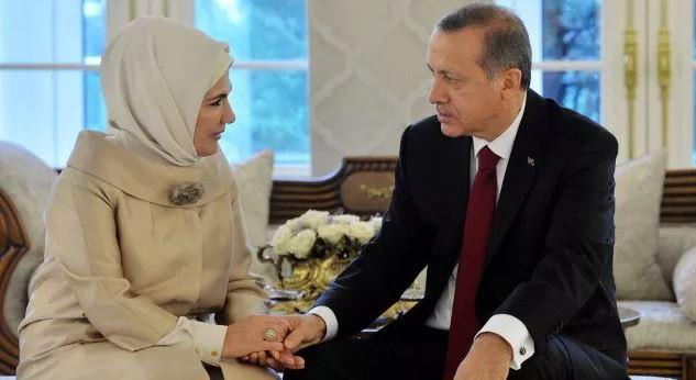 Emine Erdoğan’dan eşine tam destek! Vefa ve sadakatin resmi
