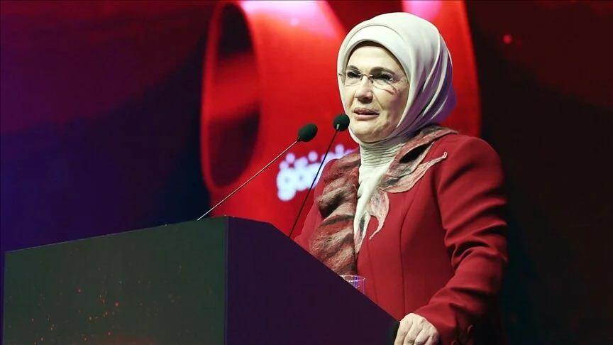 Emine Erdoğan UNESCO’nun ‘İslamofobi’ teşebbüsü hakkında paylaşım yaptı