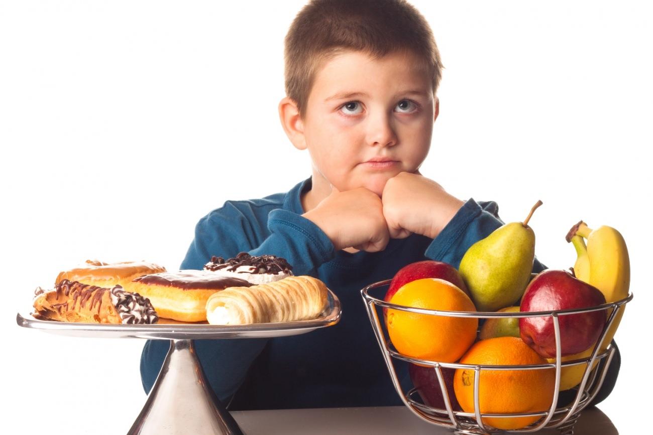 Obeziteye karşı çocuklarınızı hazır gıda tüketiminden uzak tutun