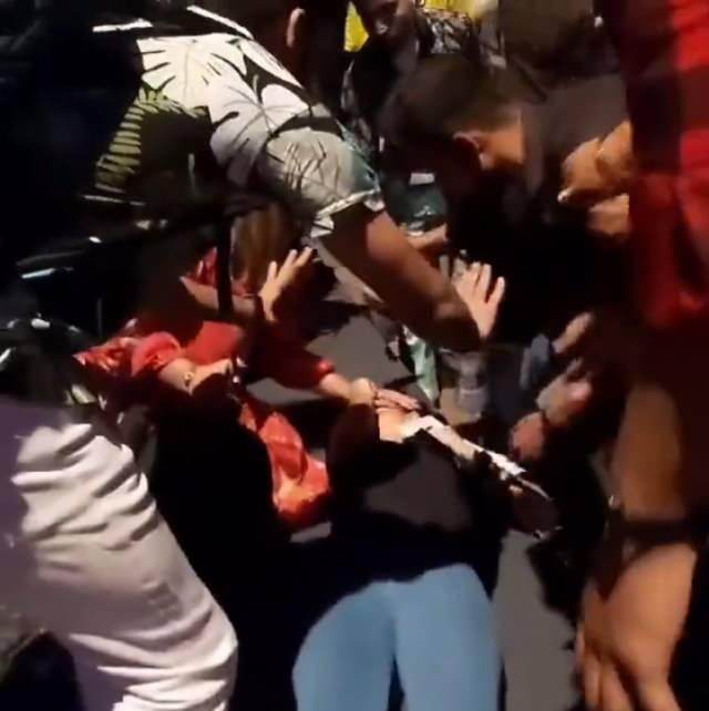 Hindistandaki moda gösterisinde korkunç kaza