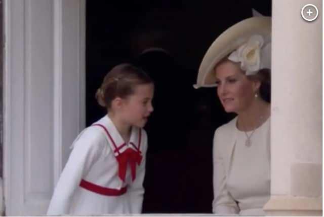 Prenses Charlotte ve Prenses Sophie arasında yaşanan diyalog