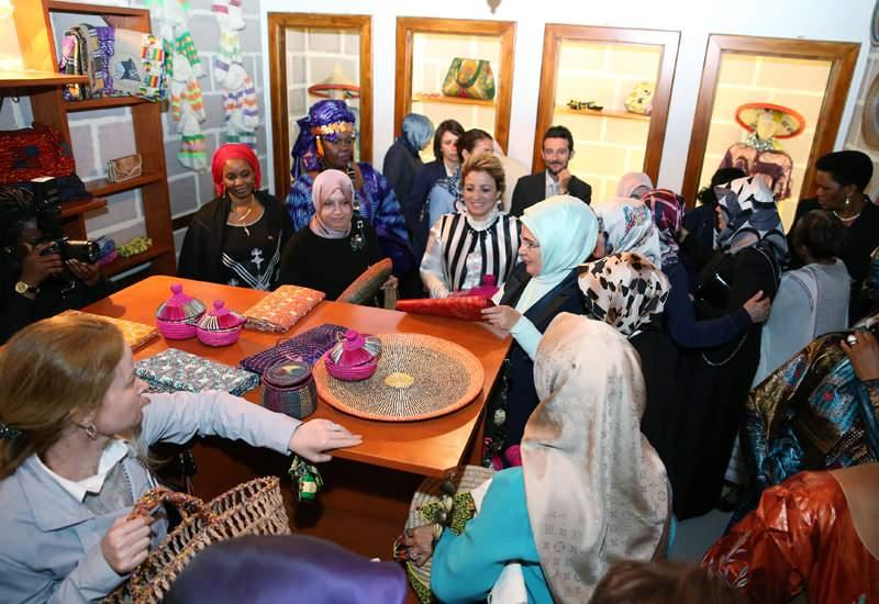 Emine Erdoğan Afrikalı kadınlara gelir kapısı açtı