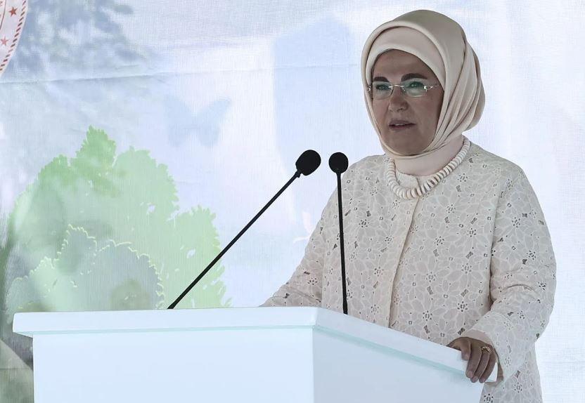  Emine Erdoğan