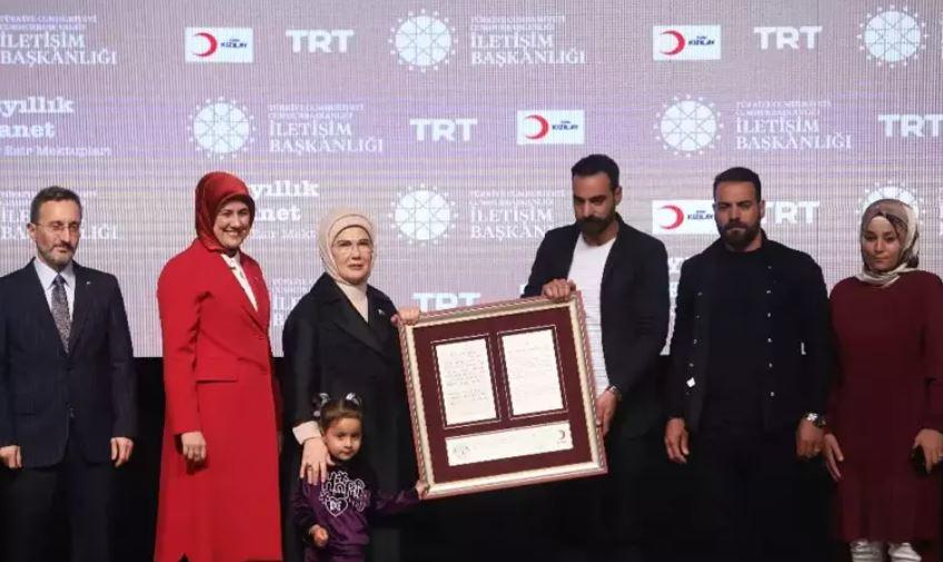 Emine Emine Erdoğan Yüzyıllık Emanet Kızılay Esir Mektupları Sergisi