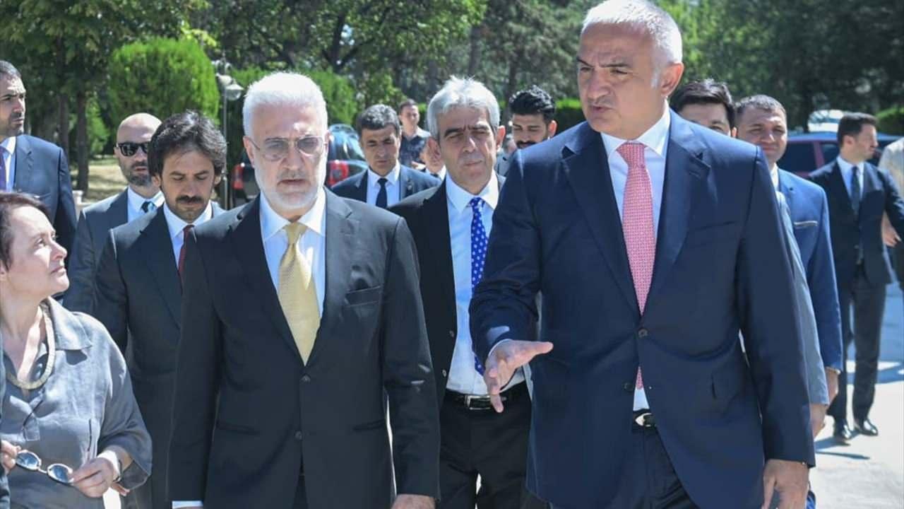  Kültür ve Turizm Bakanı Mehmet Nuri Ersoy ve Tamer Karadağlı