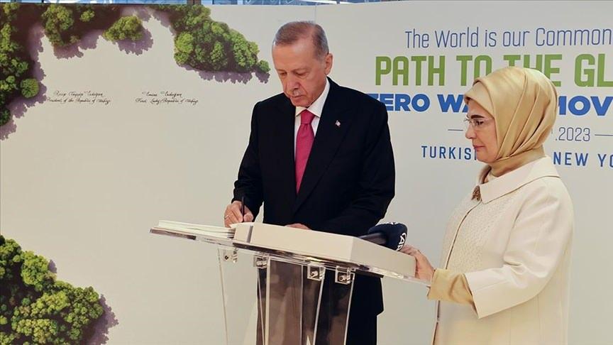 Cumhurbaşkanı Recep Tayyip Erdoğan Küresel Sıfır Atık İyi Niyet Beyanı imza töreni 