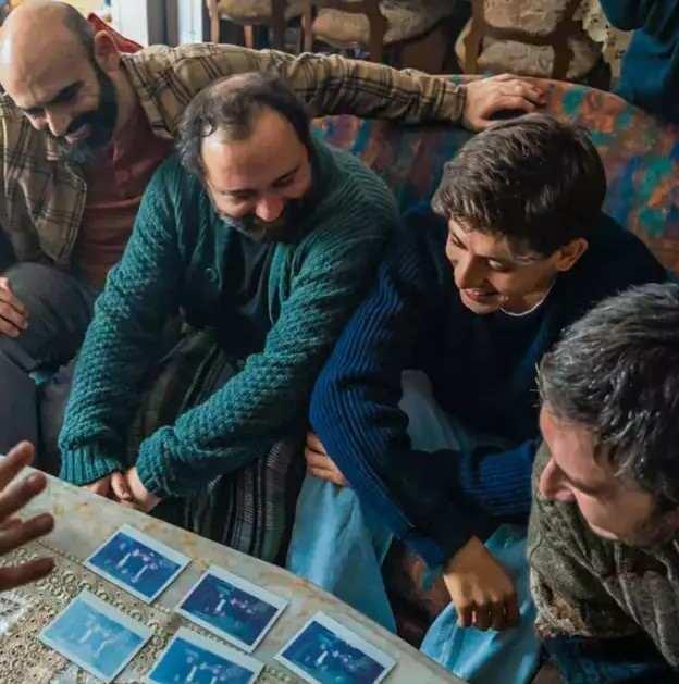 Arda Güler Gibi dizisinin oyuncularıyla bir araya geldi