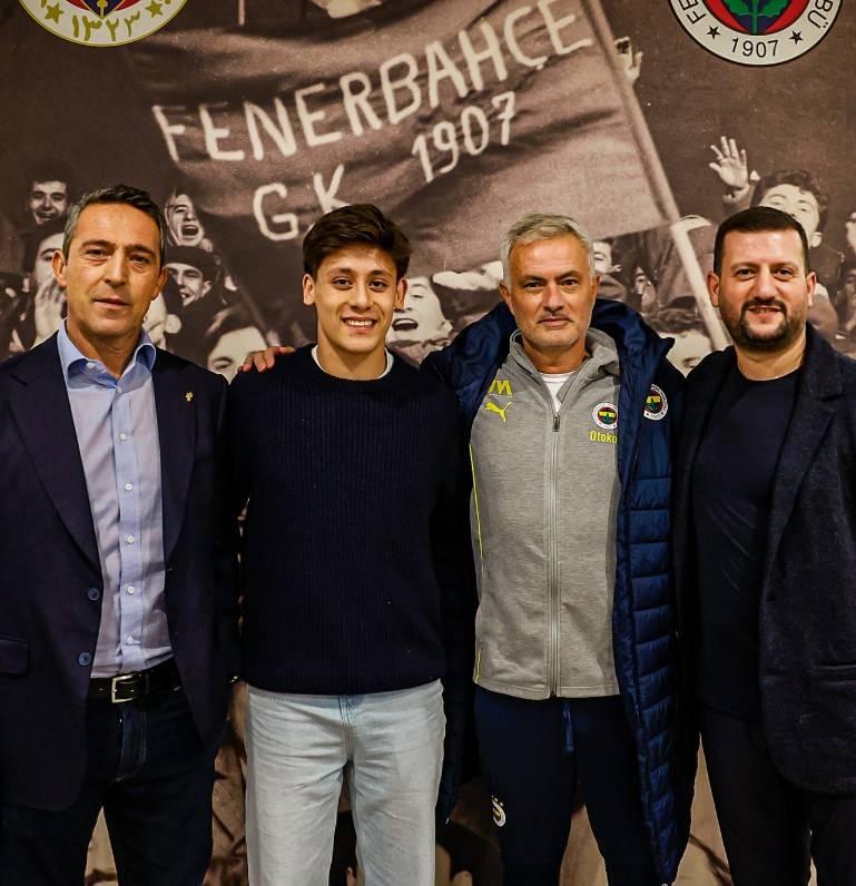 Arda Güler Fenerbahçe kulübü başkanı Ali Koç ile buluştu