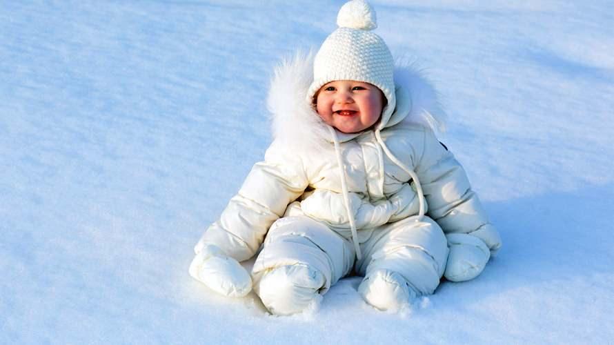 Kışın bebekler nasıl giydirilmeli