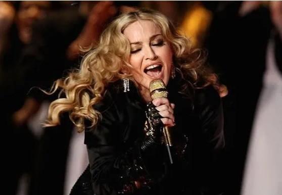 Madonna davalık oldu