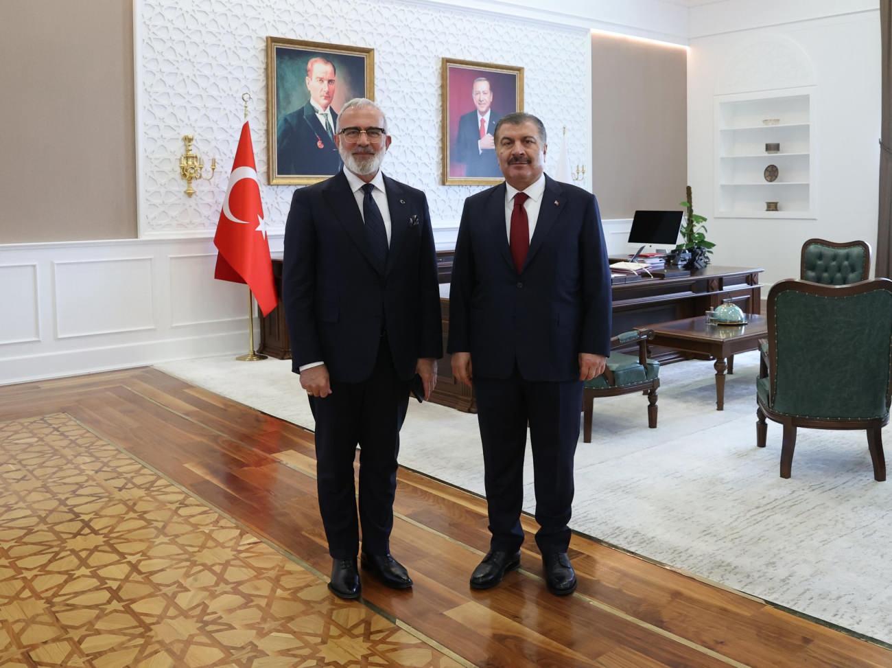 Bahadır Yenişehirlioğlu ve Sağlık Bakanı Fahrettin Koca