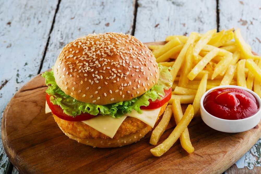 Çıtır Çıtır Tavuk Burger TARİFİ