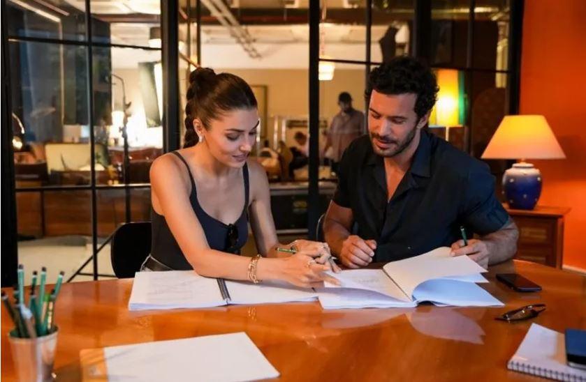 Hande Erçel ve Barış Arduç