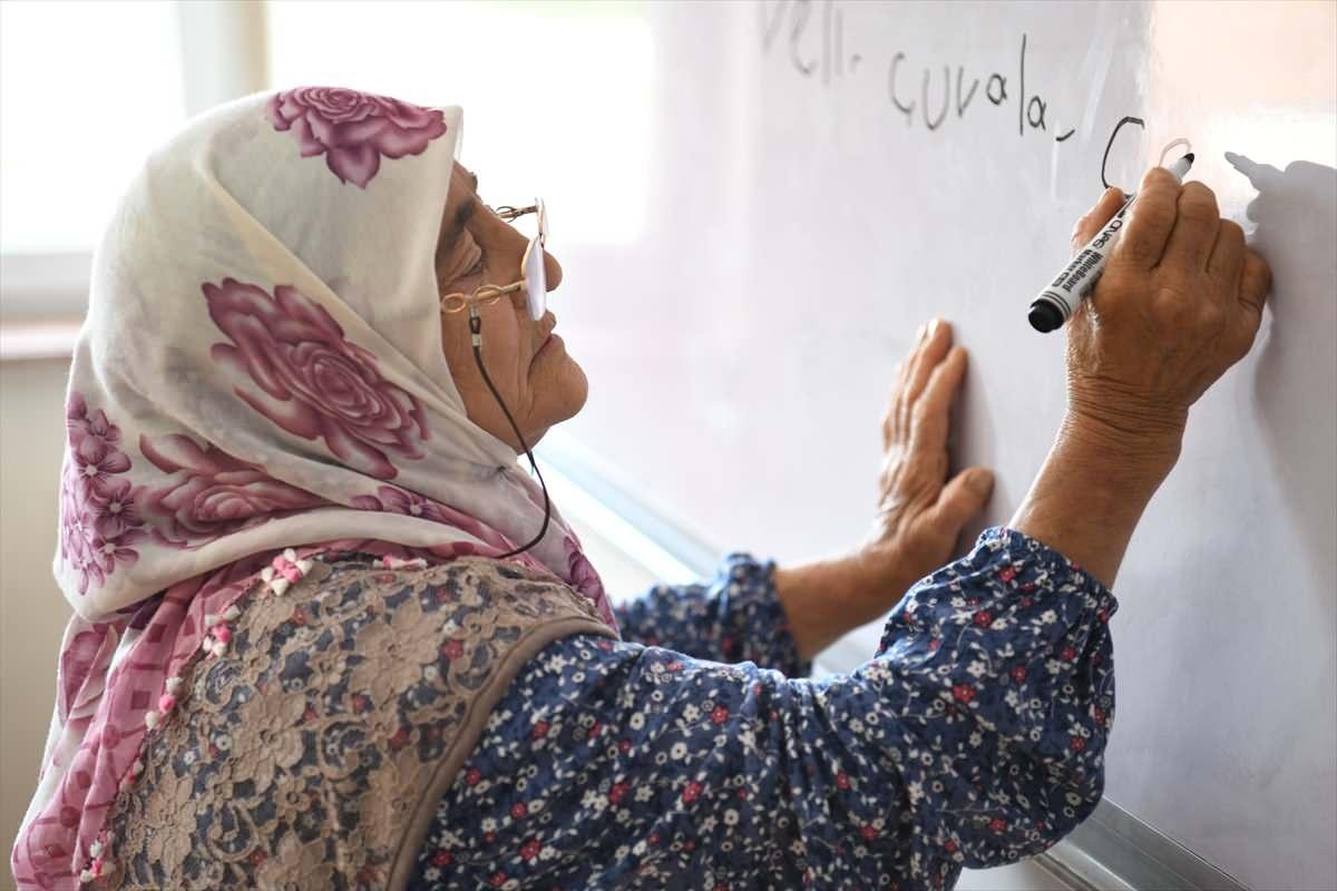 Okuma Yazmanın Önemi Üzerine Düşünceler