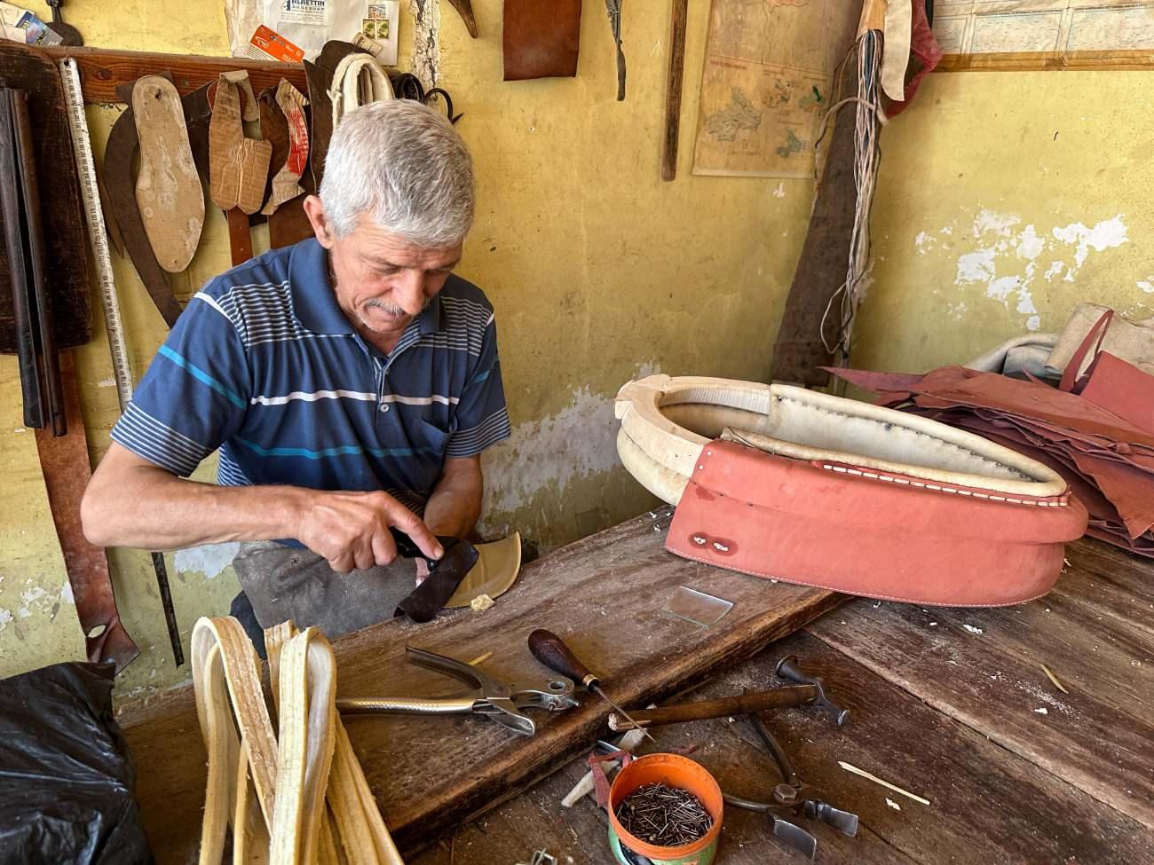 Hamut ustası 47 yıldır bu mesleği yapıyor! 'Alın teri, el emeği, göz nuru...'