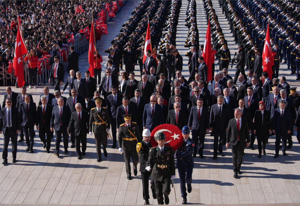 Cumhuriyet Bayramı kapsamında Anıtkabirde tören düzenlendi